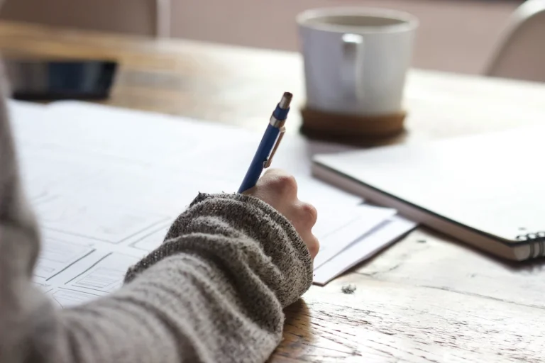 Lire la suite à propos de l’article Épuisement professionnel : quand ton travail ne te nourrit plus, il est temps de passer à l&rsquo;action