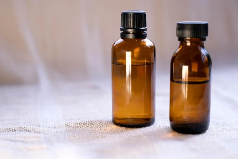 Lire la suite à propos de l’article Préparer sa valise et sa trousse à pharmacie de voyage : mes conseils de naturopathe